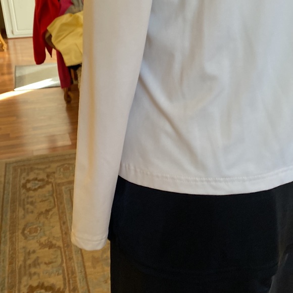 White with black stripes on sides underarms. Like new - Picture 8 of 8